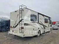 2017 Ford F-530 фото