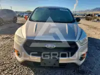 2017 Ford ESCAPE photo