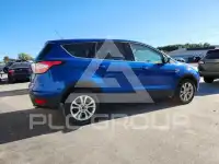 2017 Ford ESCAPE photo