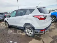 2017 Ford ESCAPE photo