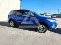 2017 Ford ESCAPE photo