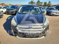 2017 Ford ESCAPE photo
