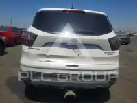 2017 Ford ESCAPE photo