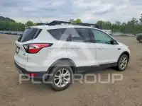 2017 Ford ESCAPE photo