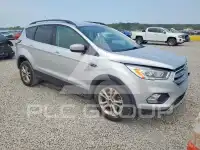 2017 Ford ESCAPE photo