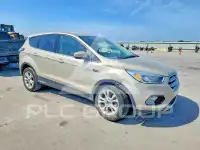 2017 Ford ESCAPE photo