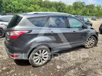 2017 Ford ESCAPE photo