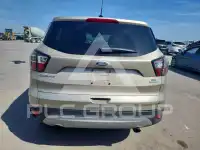2017 Ford ESCAPE photo