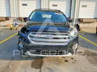 2017 Ford ESCAPE photo