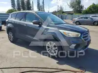 2017 Ford ESCAPE photo