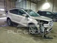 2017 Ford ESCAPE photo