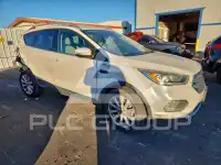 2017 Ford ESCAPE photo