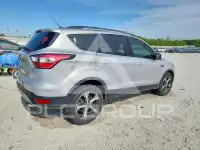 2017 Ford ESCAPE photo