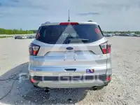 2017 Ford ESCAPE photo