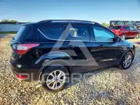 2017 Ford ESCAPE photo