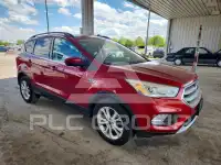 2017 Ford ESCAPE photo