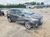2017 Ford ESCAPE photo