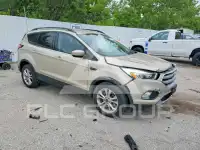 2017 Ford ESCAPE photo