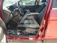 2017 Ford ESCAPE photo