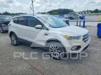 2017 Ford ESCAPE photo