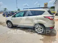 2017 Ford ESCAPE photo