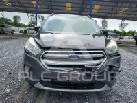 2017 Ford ESCAPE photo
