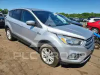 2017 Ford ESCAPE photo