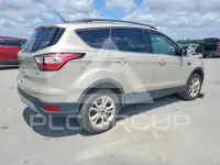 2017 Ford ESCAPE photo