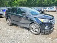 2017 Ford ESCAPE photo