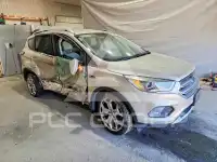 2017 Ford ESCAPE photo