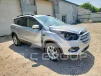 2017 Ford ESCAPE photo