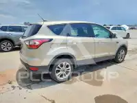 2017 Ford ESCAPE photo