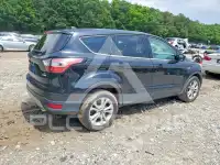 2017 Ford ESCAPE photo