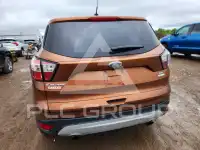 2017 Ford ESCAPE photo