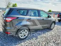 2017 Ford ESCAPE photo