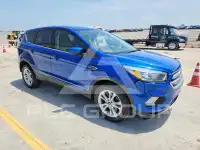 2017 Ford ESCAPE photo