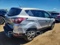 2017 Ford ESCAPE photo