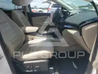 2017 Ford ESCAPE photo