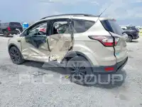 2017 Ford ESCAPE photo