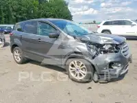 2017 Ford ESCAPE photo