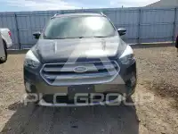 2017 Ford ESCAPE photo