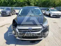 2017 Ford ESCAPE photo