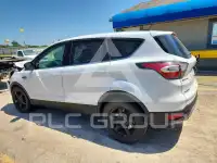 2017 Ford ESCAPE photo