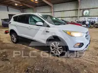 2017 Ford ESCAPE фото