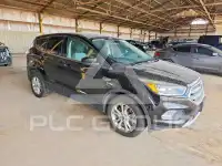 2017 Ford ESCAPE photo