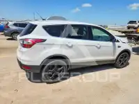 2017 Ford ESCAPE photo