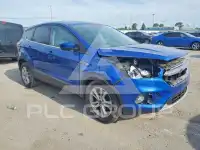 2017 Ford ESCAPE photo