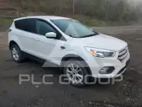 2017 Ford ESCAPE photo