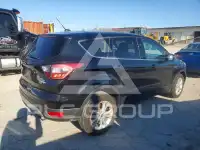 2017 Ford ESCAPE photo