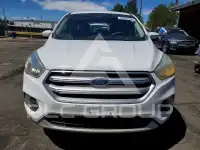 2017 Ford ESCAPE photo